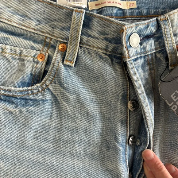Levi’s NWT Ribcage Split Flare Jeans Size 27 x 32 - Picture 12 of 12